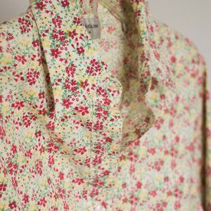 Floral Patterned Button up Top